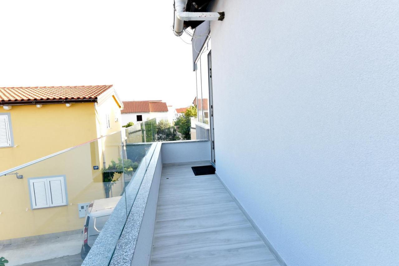 Apartment Sun Vir Ruang foto