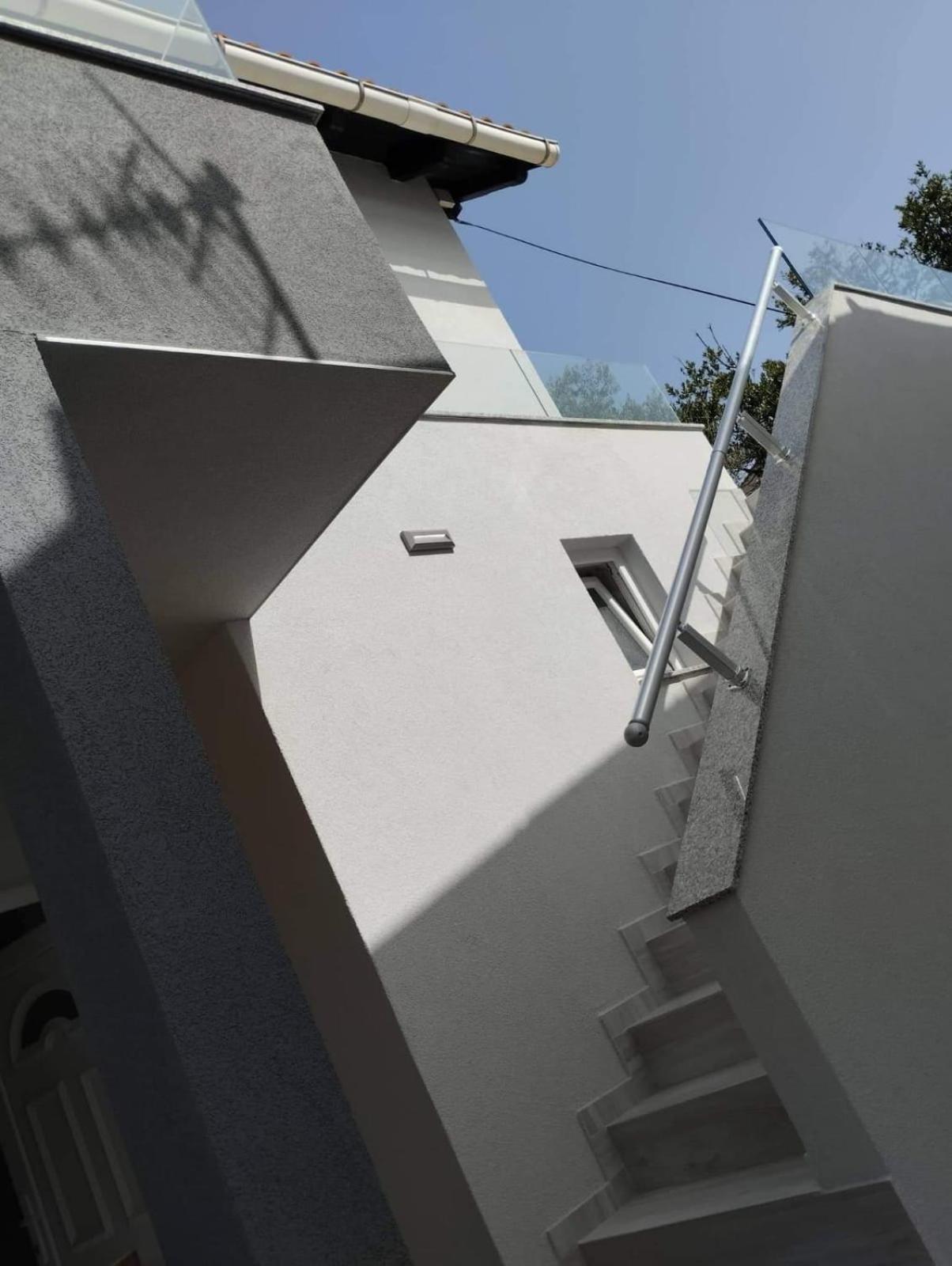 Apartment Sun Vir Bagian luar foto