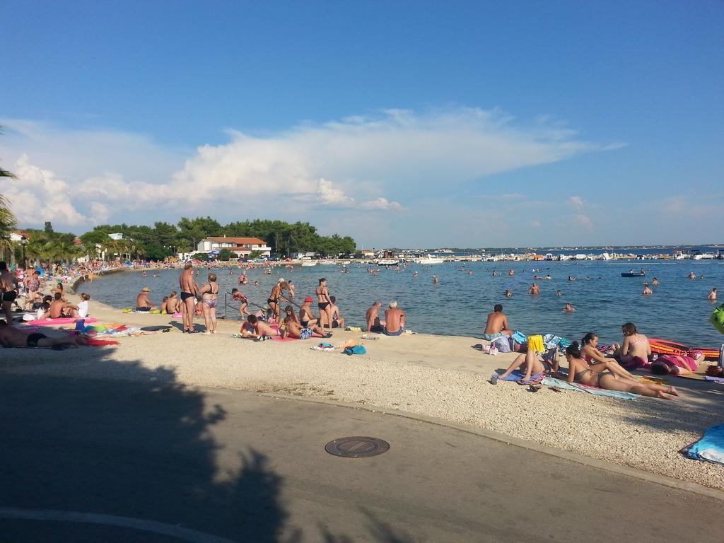 Apartment Sun Vir Bagian luar foto